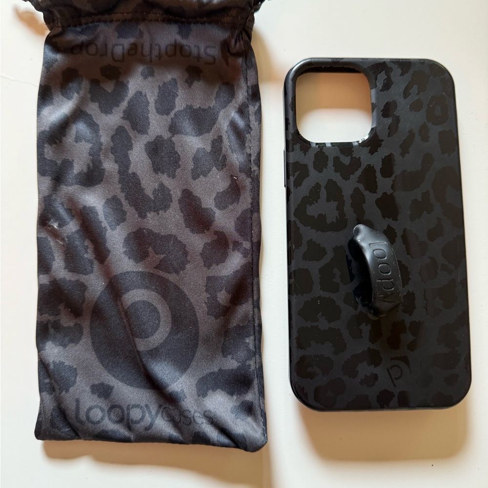 Loopy Case Black Sleek iPhone Case black leopard iPhone 12 Pro